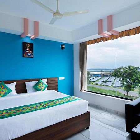 Kochi Treebo Airsuite Airport Hotel מראה חיצוני תמונה