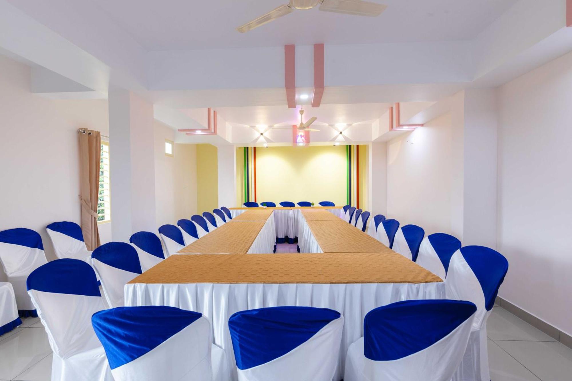 Kochi Treebo Airsuite Airport Hotel מראה חיצוני תמונה