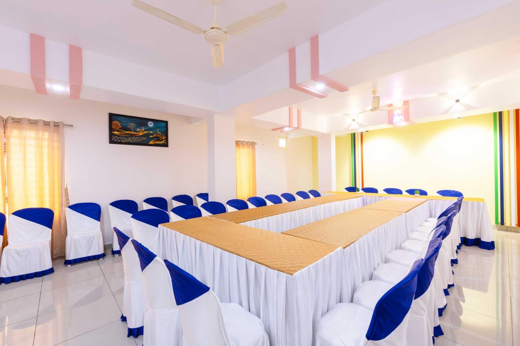 Kochi Treebo Airsuite Airport Hotel מראה חיצוני תמונה